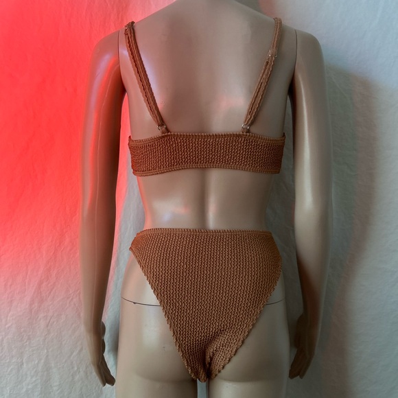 Highwaisted Brown Bikini - Picture 2 of 6